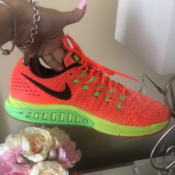 Nike Men's Air Zoom Structure 19 Running Shoes-Crimson/Volt/Black - Picture 3 of 13